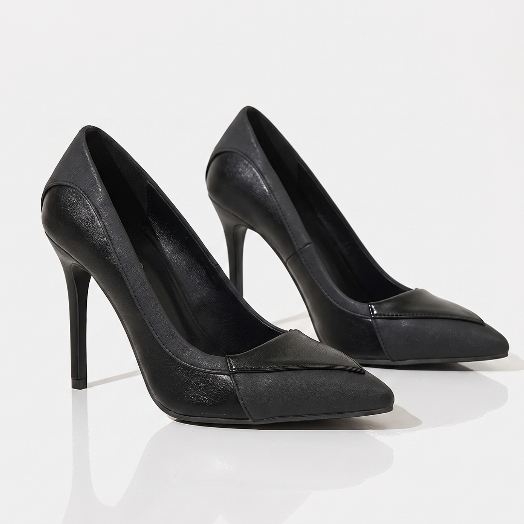 The Sabine Pointed Pump