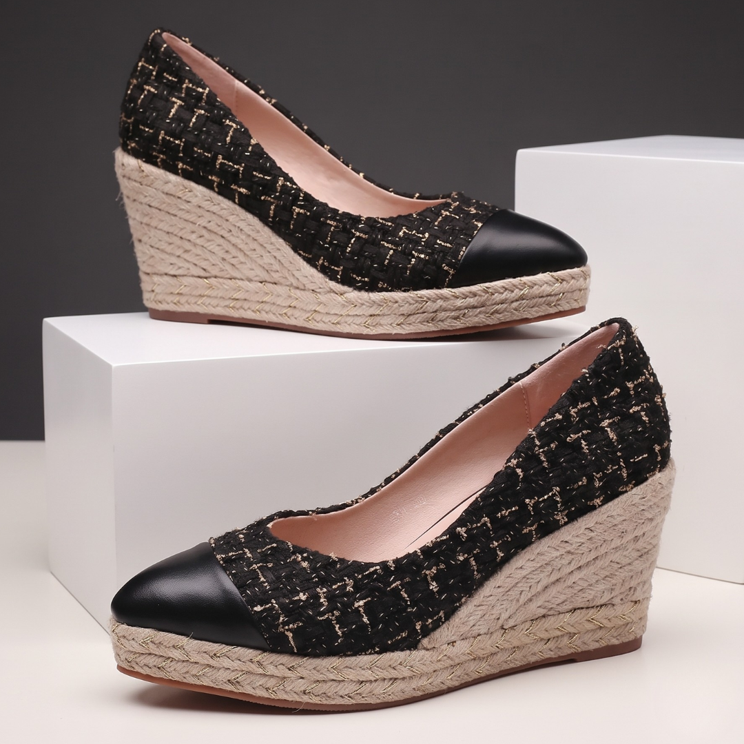 Lila Rose Wedge