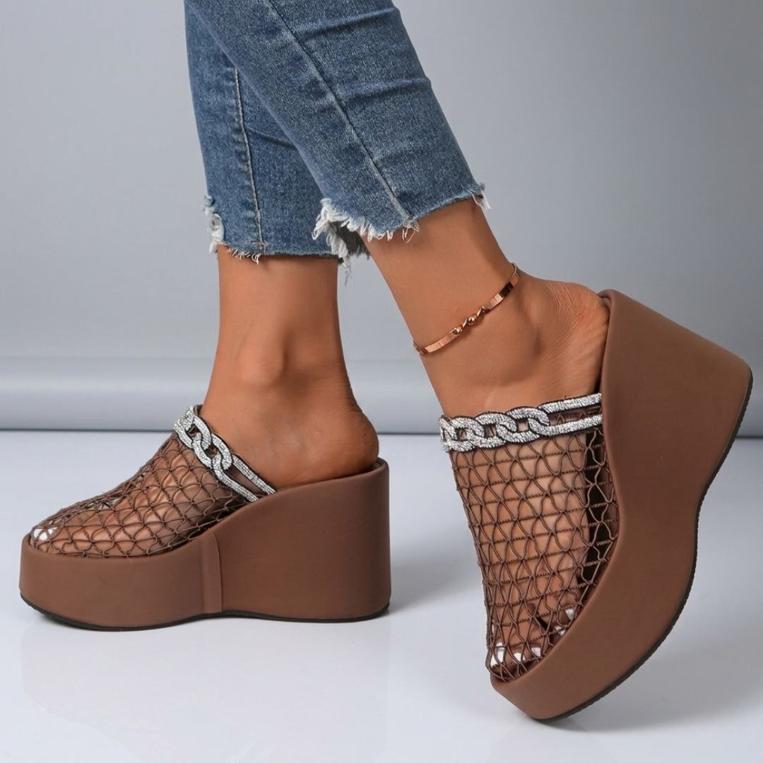 Aura Spark Mesh Wedge