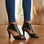 The Evelyn Cutout Heel