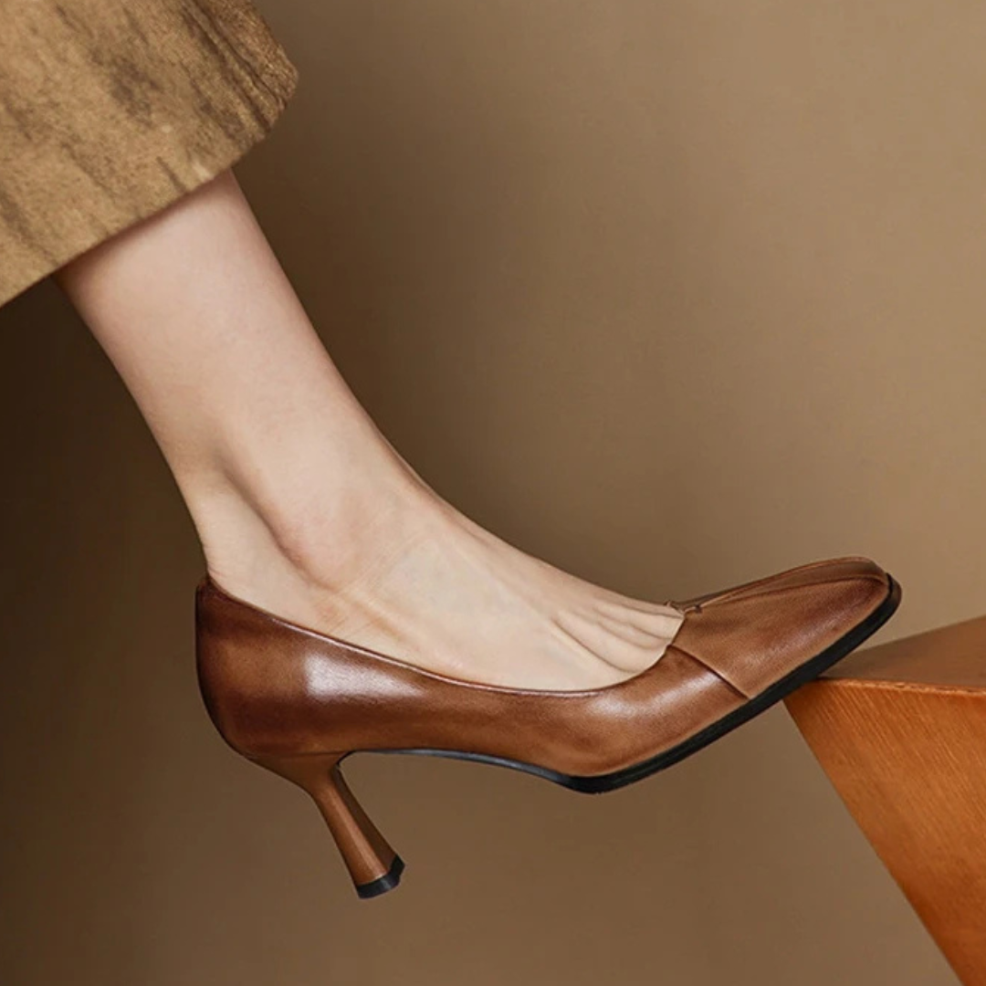 Annelise Genuine Leather Classic Pump
