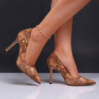 Gabriella Heel