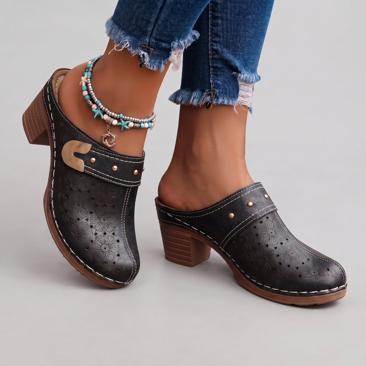 Cheyenne Western Clogs