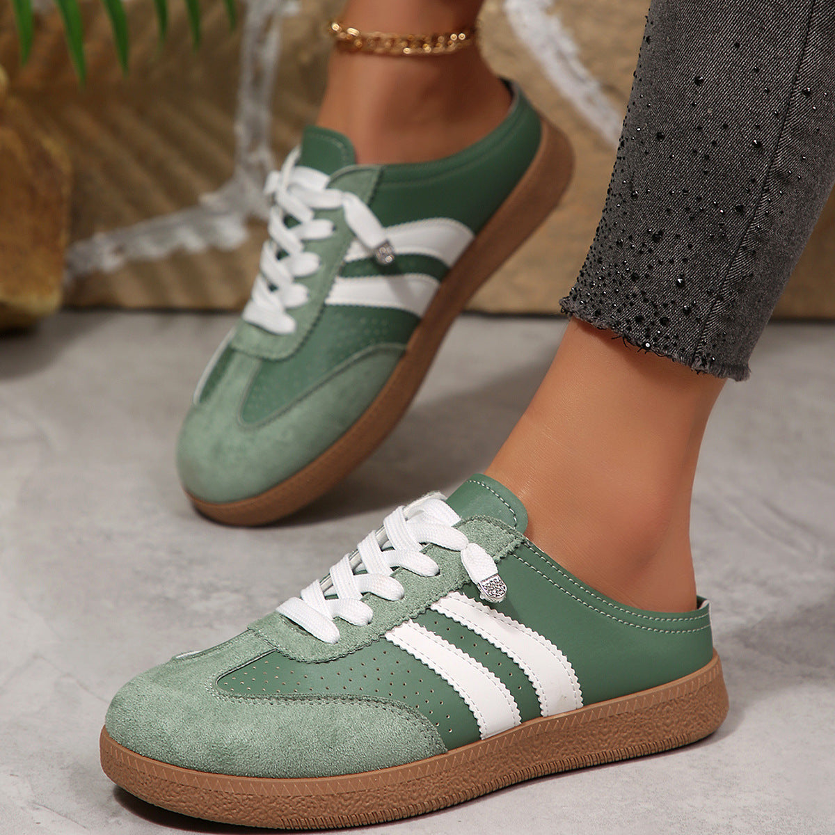 Emma Court Mule Sneakers