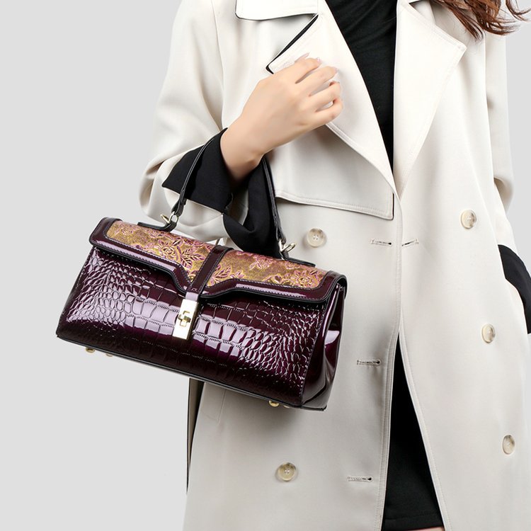 The Valentina Lock Satchel