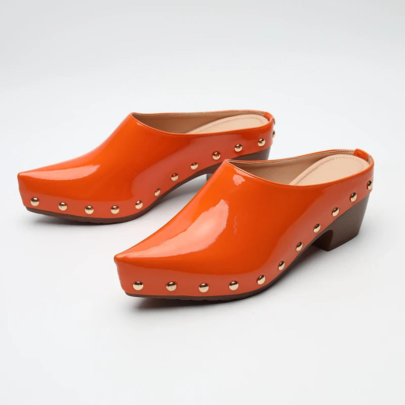 The Dakota Stud Mule