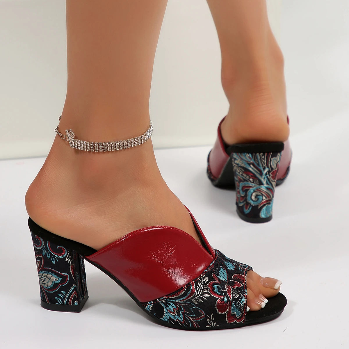 Violetta Vintage Mule