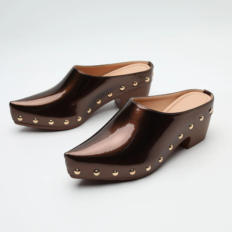 The Dakota Stud Mule