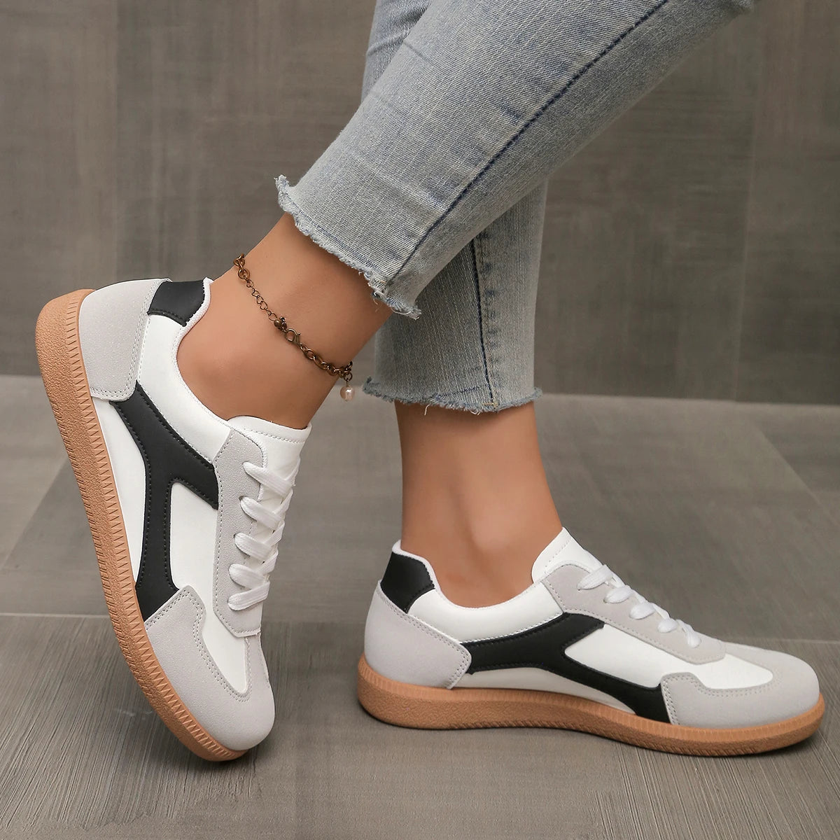 Horizon Retro Sneaker