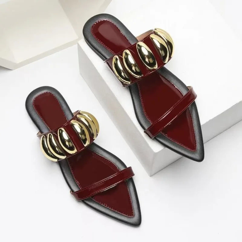 The Eleanor Flat