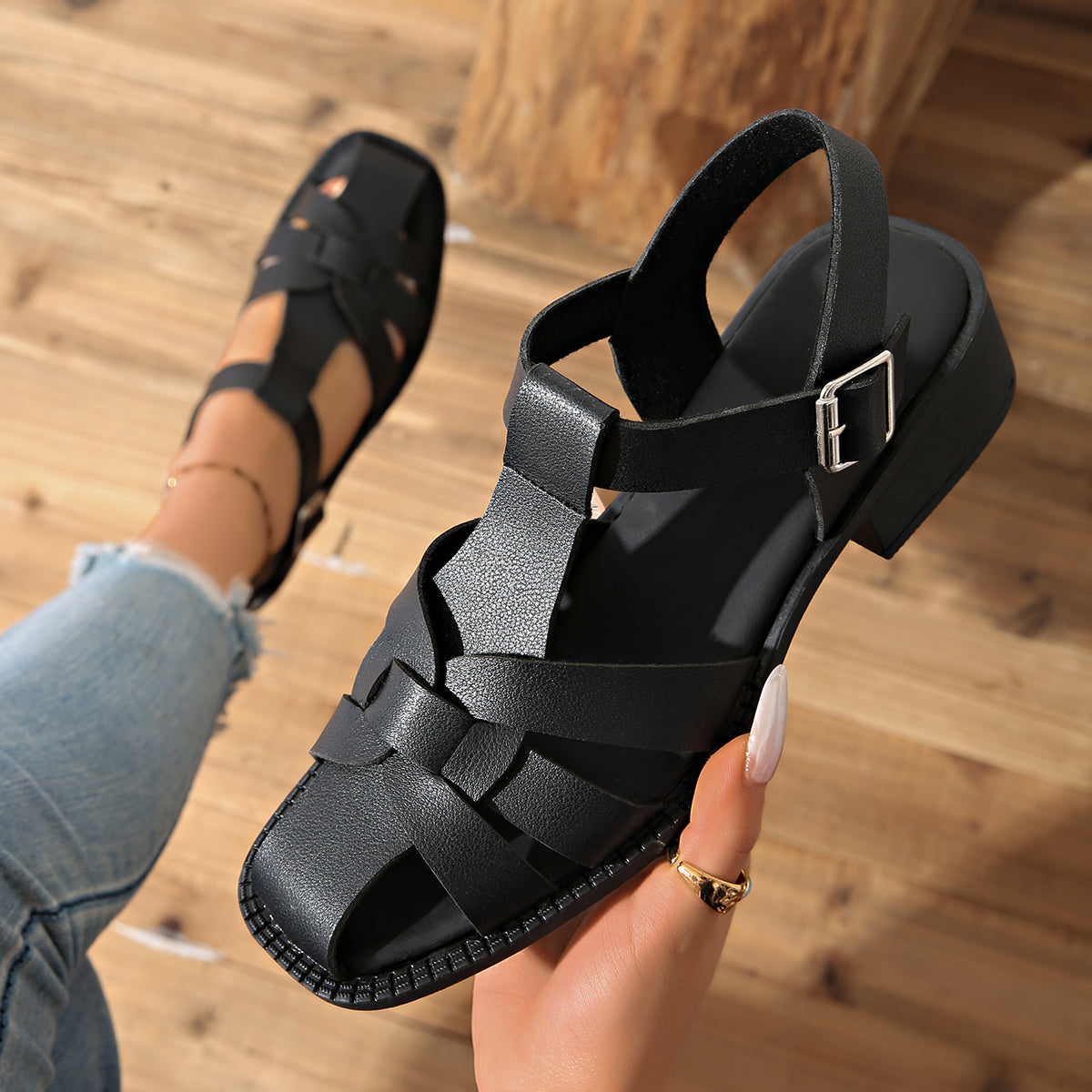The Miranda Sandal