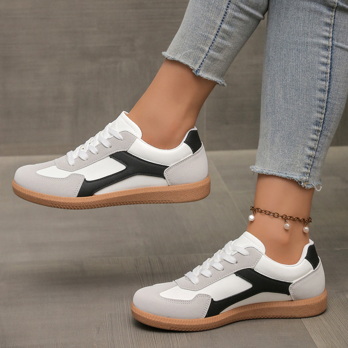 Horizon Retro Sneaker