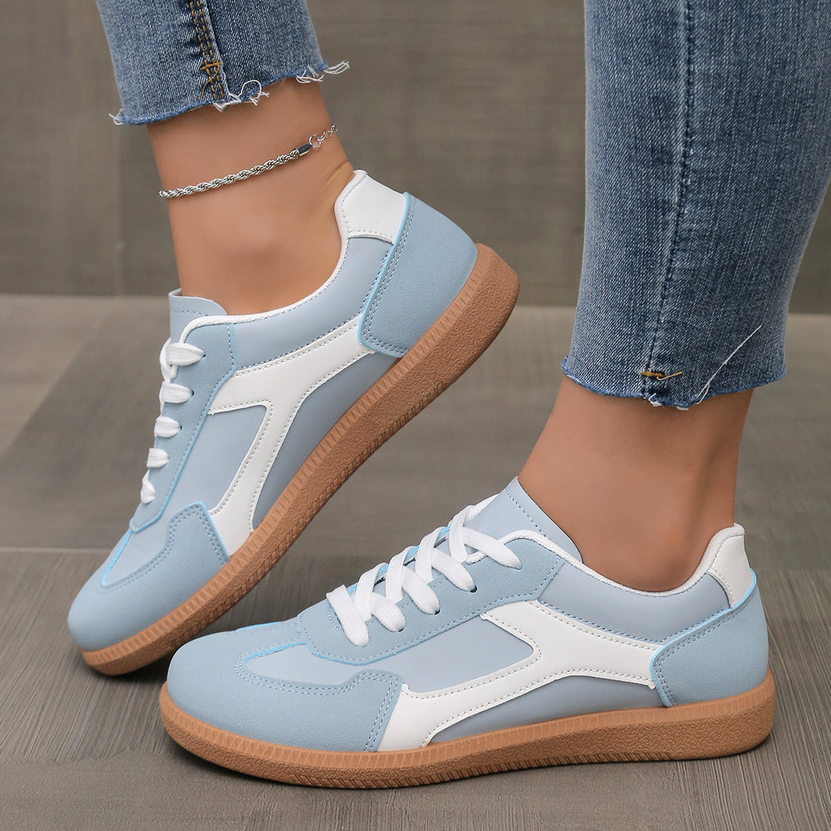 Horizon Retro Sneaker