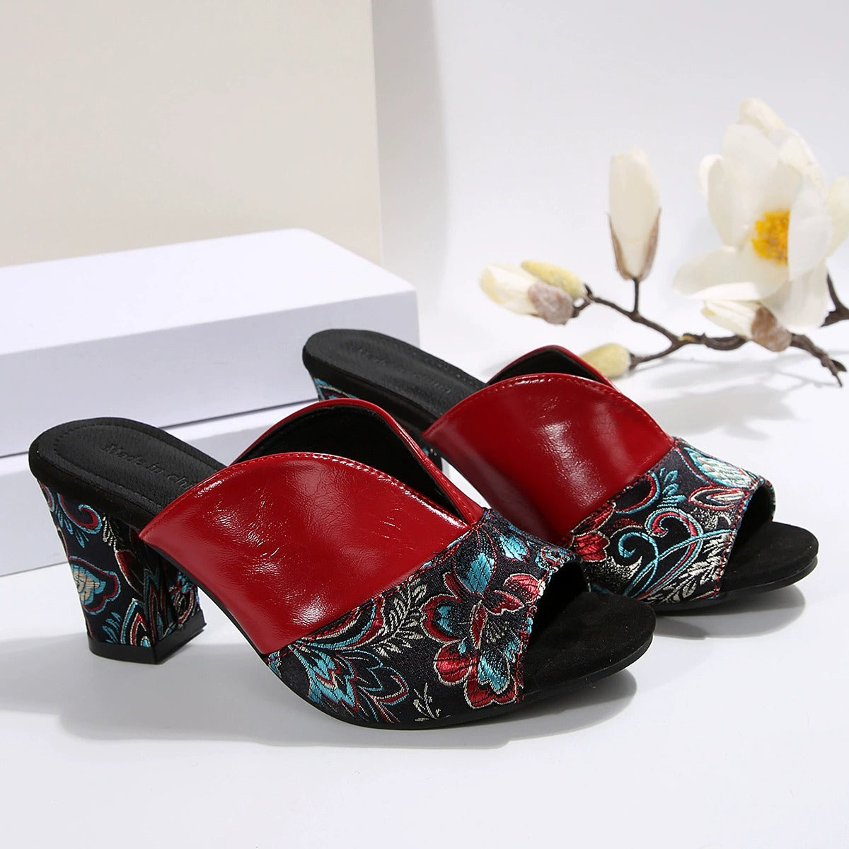 Violetta Vintage Mule